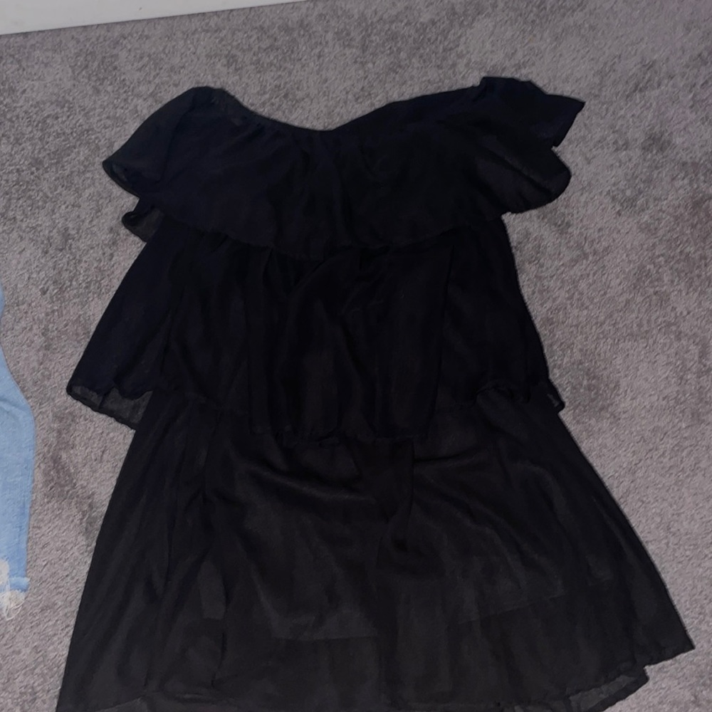 Pink lily,M, black